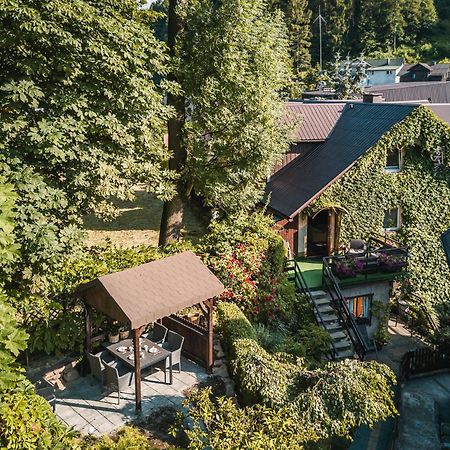 Dom "Pod Gorkami" Apartment Szczawnica Bagian luar foto