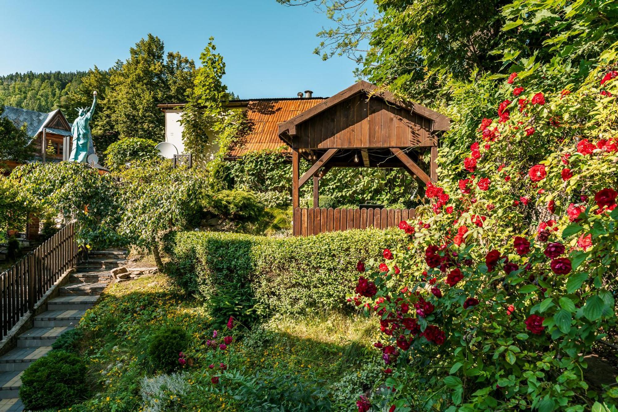 Dom "Pod Gorkami" Apartment Szczawnica Bagian luar foto