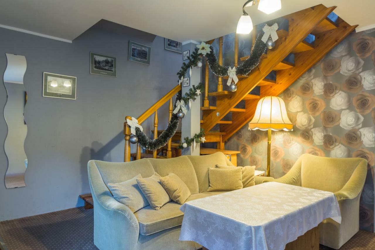 Dom "Pod Gorkami" Apartment Szczawnica Bagian luar foto