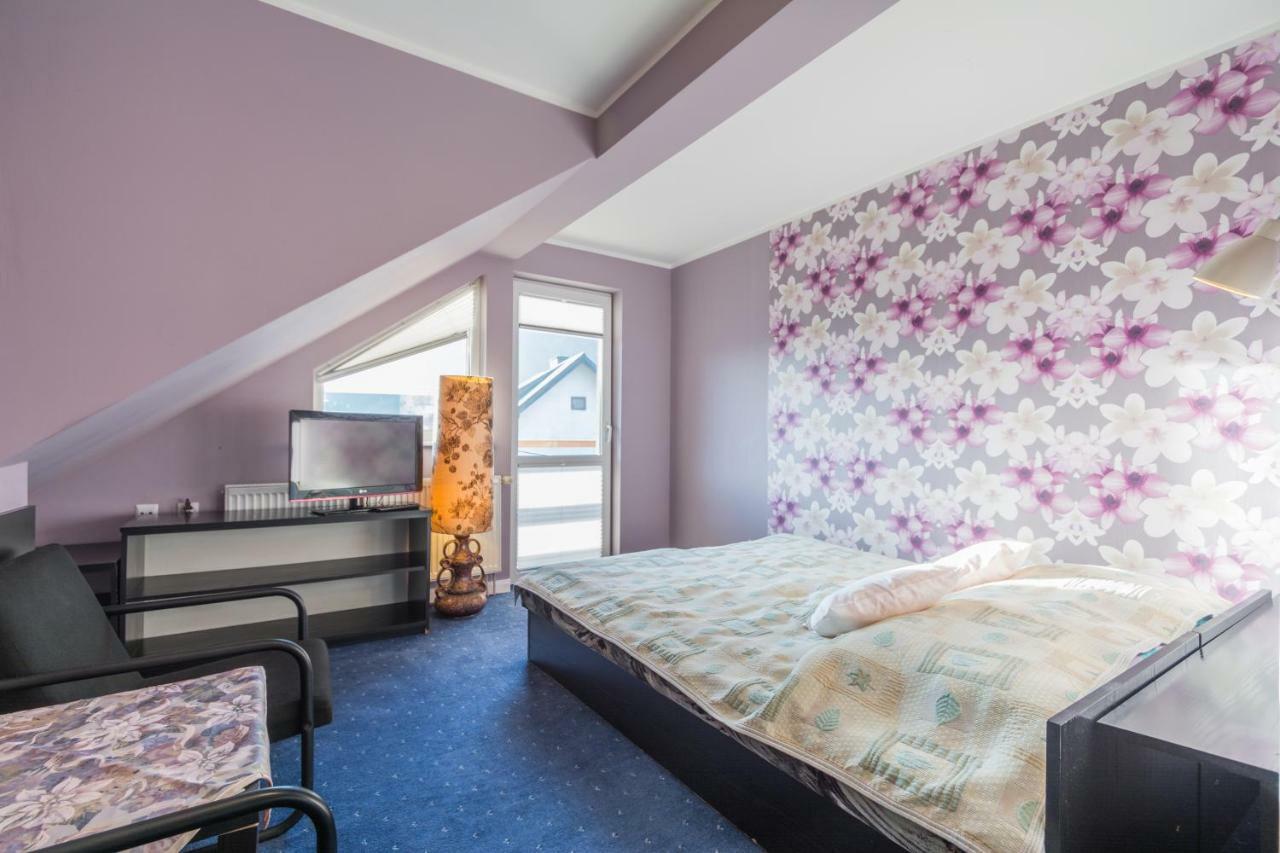 Dom "Pod Gorkami" Apartment Szczawnica Bagian luar foto